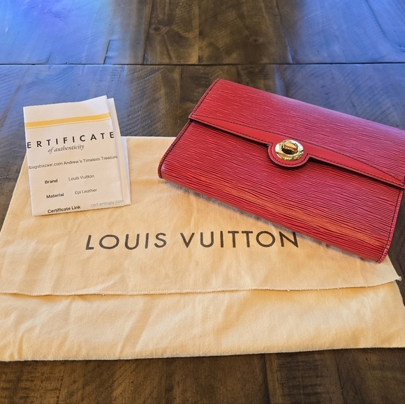 Louis Vuitton Pochette Red Epi Leather Convertible Crossbody Clutch - Picture 3 of 13